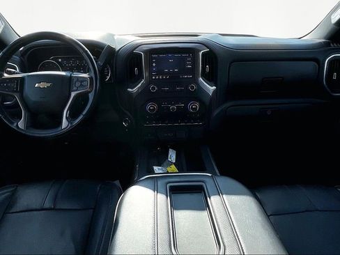 Used 2020 Chevrolet Silverado 1500 High Country w/ Technology Package image 9