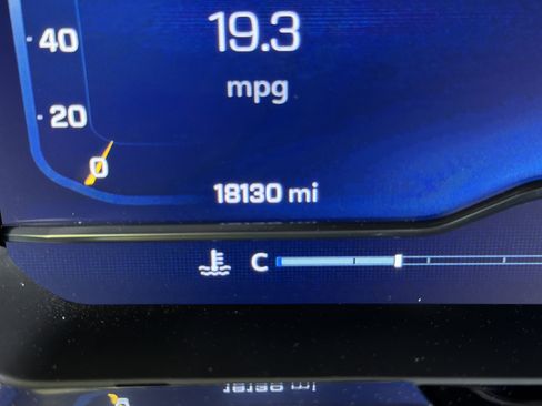 Used 2025 Chevrolet Silverado 1500 High Country image 22