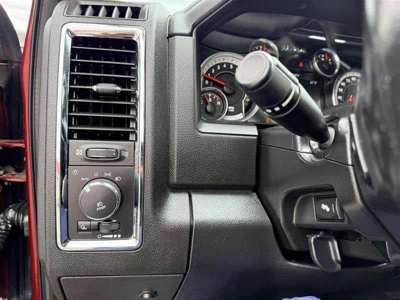 Used 2017 RAM 2500 Laramie w/ Sport Appearance Group AWD/4WD image 31