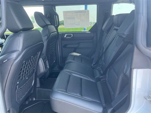New 2025 Ford Bronco Badlands image 14