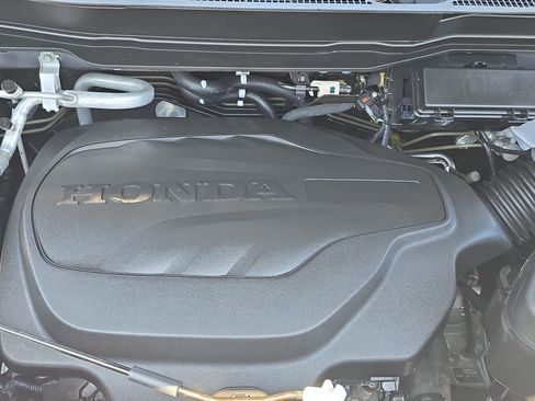 Certified 2024 Honda Ridgeline RTL image 30