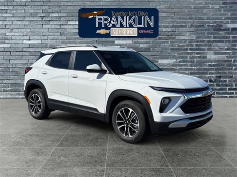 Used 2026 Chevrolet TrailBlazer LT w/ Driver Confidence Package image 7