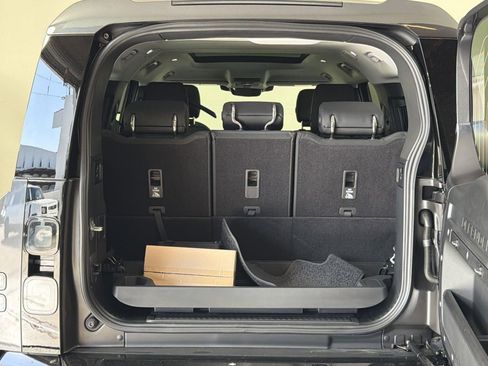 New 2026 Land Rover Defender 130 S image 30