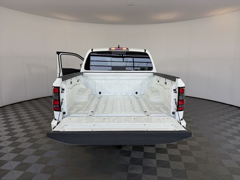 Certified 2023 Nissan Frontier PRO-4X w/ Tow Package AWD/4WD image 14