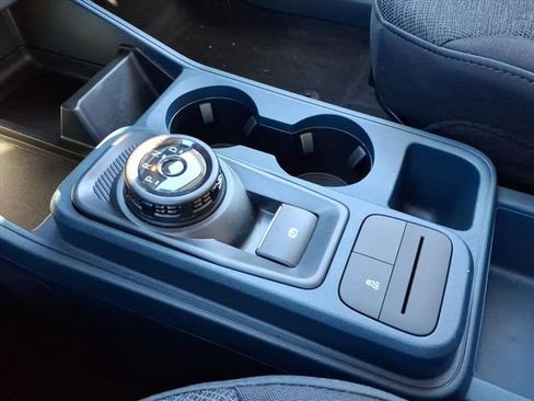 New 2025 Ford Maverick XL image 22