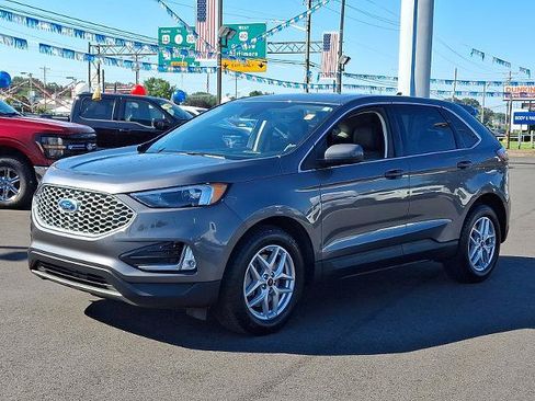 Certified 2024 Ford Edge SEL w/ Convenience Package AWD/4WD image 3