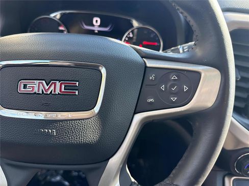 Used 2021 GMC Acadia Denali w/ Denali Technology Package image 18