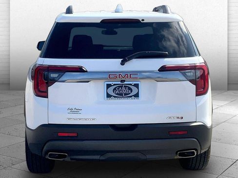 Used 2023 GMC Acadia AT4 image 3