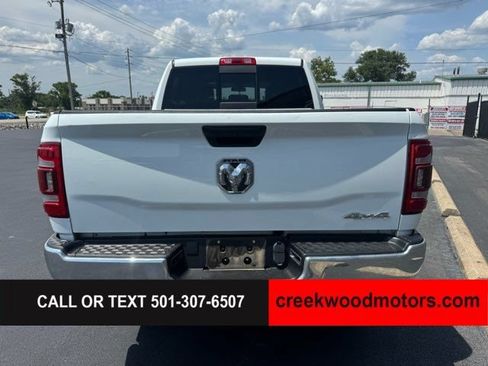Used 2024 RAM 2500 Tradesman w/ Chrome Appearance Group AWD/4WD image 16