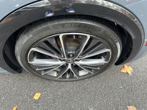 Used 2023 Toyota Prius LE image 9