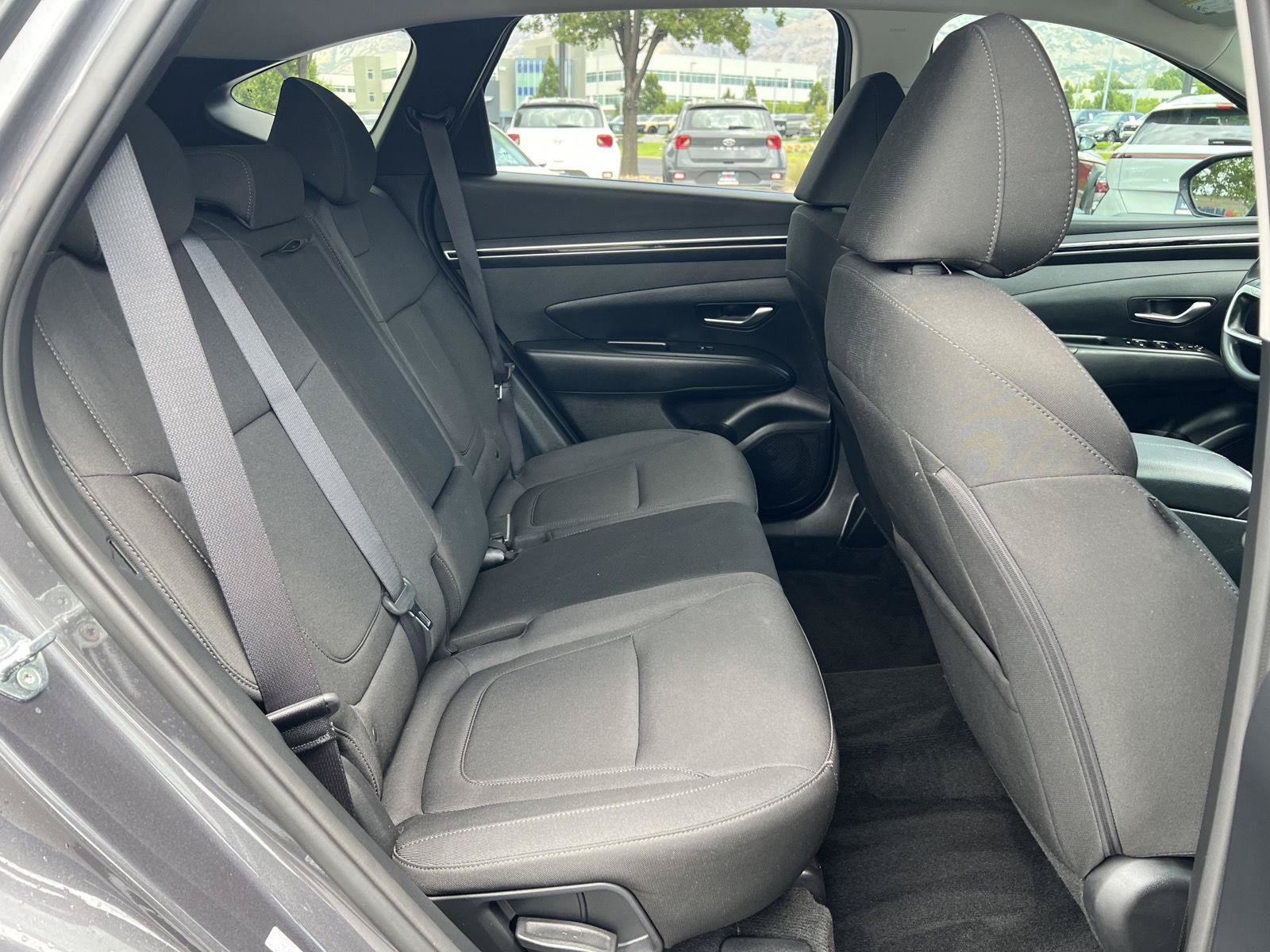 Used 2022 Hyundai Tucson SEL w/ Cargo Package AWD/4WD image 5