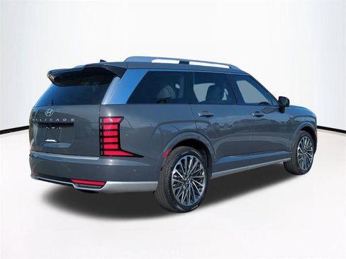 New 2026 Hyundai Palisade Calligraphy FWD image 5