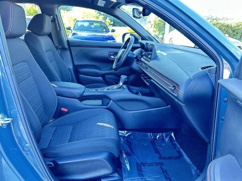Used 2024 Honda HR-V Sport image 17