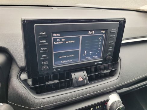 Used 2020 Toyota RAV4 XLE image 12