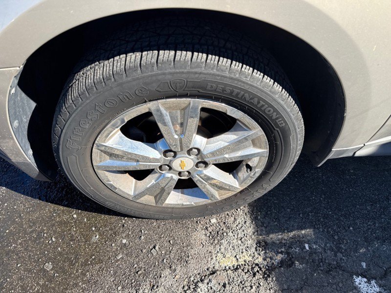 Used 2012 Chevrolet Equinox LTZ FWD image 8