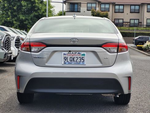 Certified 2025 Toyota Corolla LE w/ Convenience Package FWD image 7