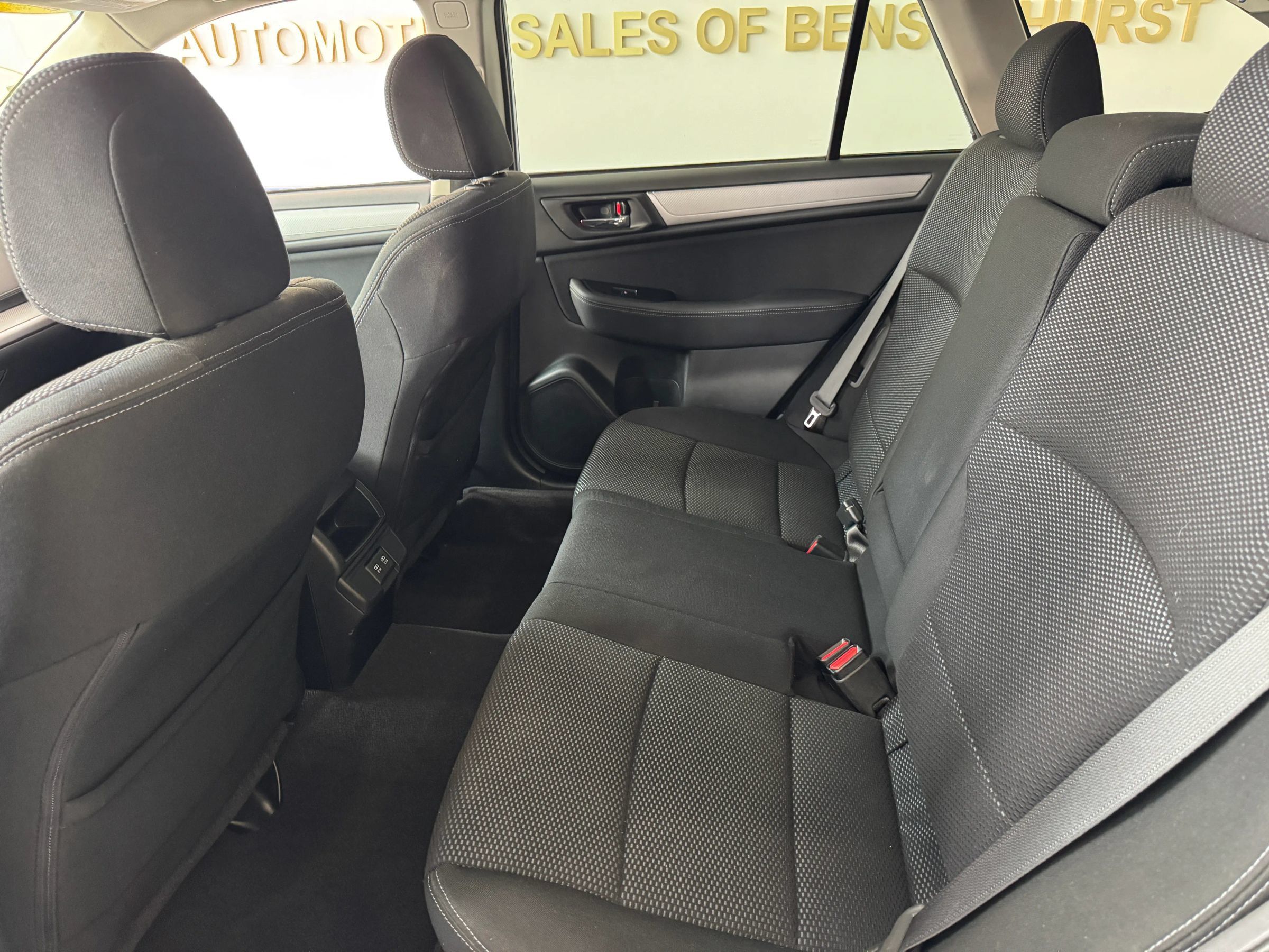 Used 2019 Subaru Outback 2.5i Premium AWD/4WD image 25