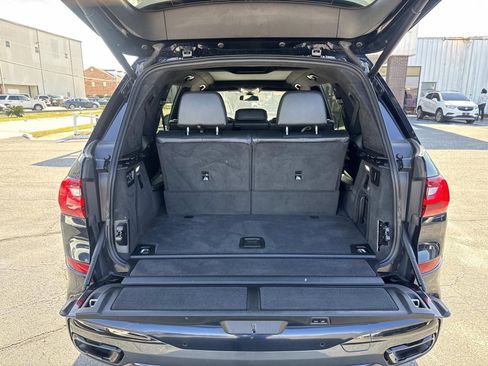 Used 2021 BMW X7 xDrive40i w/ M Sport Package image 8