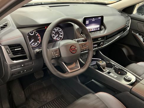 Used 2025 Nissan Rogue SV w/ Rock Creek Premium Package image 12