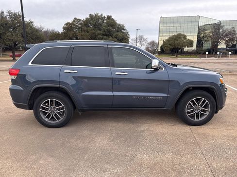 Used 2019 Jeep Grand Cherokee Limited image 9