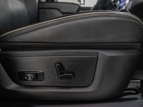 Used 2020 RAM 2500 Limited image 34