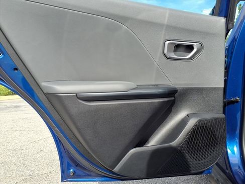 Used 2025 Kia K4 LXS image 23