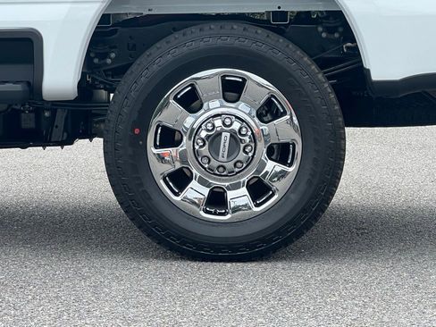 New 2026 Ford F250 Lariat w/ Lariat Ultimate Package image 17