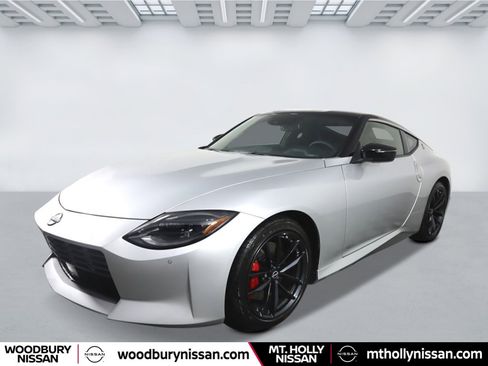 New 2025 Nissan Z Performance w/ Floor Mat Package RWD image 1