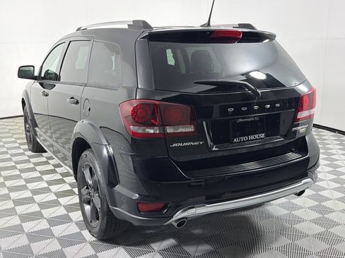 Used 2019 Dodge Journey Crossroad FWD image 7