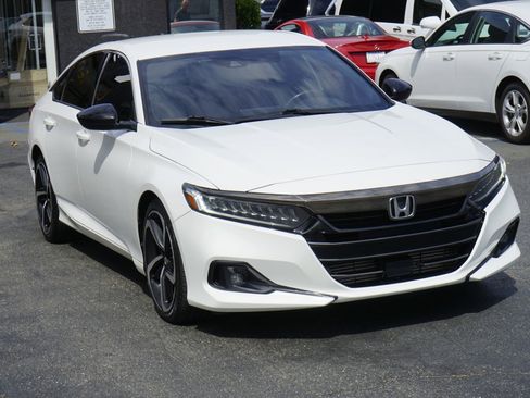 Used 2021 Honda Accord Sport image 5