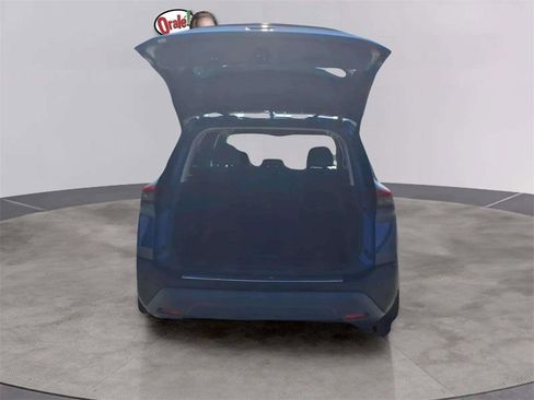 Certified 2022 Nissan Rogue SV w/ SV Premium Package image 9