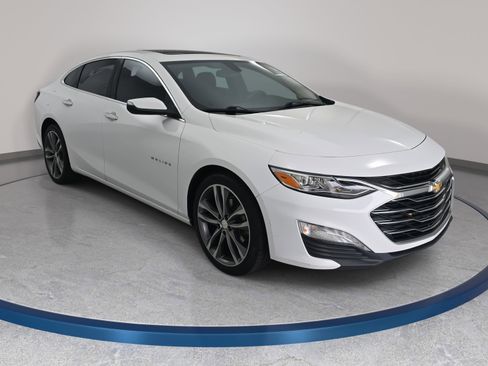 Used 2020 Chevrolet Malibu Premier image 3
