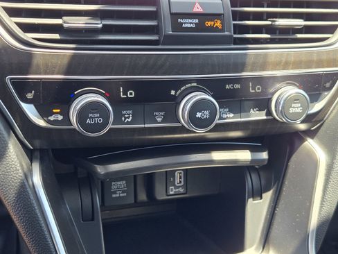Used 2019 Honda Accord EX image 20