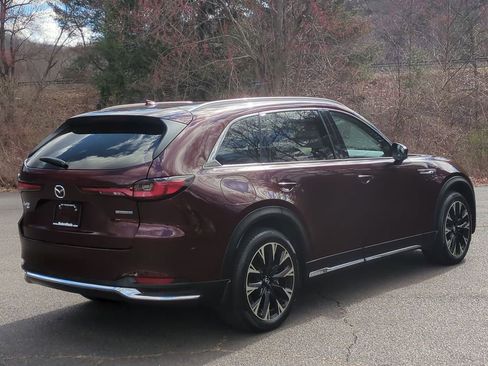 Certified 2024 MAZDA CX-90 Plug-In Hybrid w/ Premium Plus AWD/4WD image 4