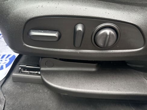 Used 2018 Chevrolet Traverse LT w/ LPO, Cargo Package image 13