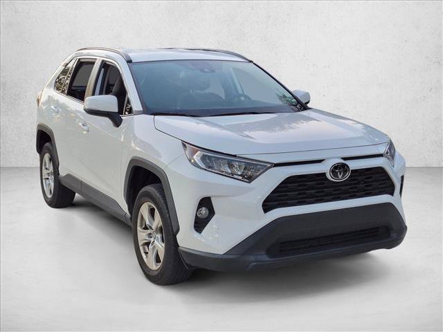 Used 2021 Toyota RAV4 XLE FWD image 3