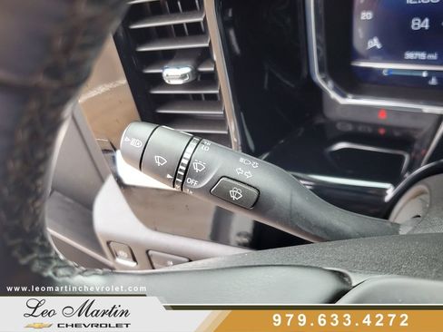 Used 2025 Chevrolet Silverado 2500 LT w/ Convenience Package AWD/4WD image 29