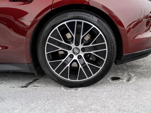 Certified 2023 Porsche Taycan image 20