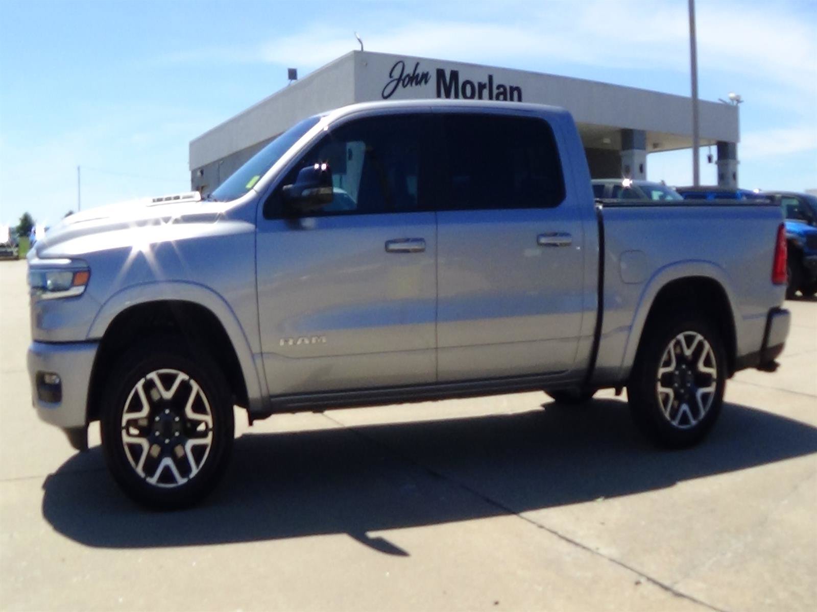 Used 2025 RAM 1500 Laramie w/ Sport Appearance Package AWD/4WD image 1
