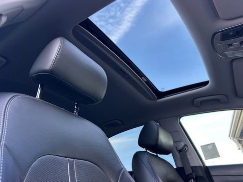 Used 2018 Hyundai Sonata Limited image 14