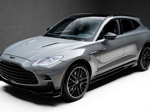 Used 2023 Aston Martin DBX 707 AWD/4WD image 5