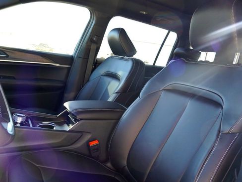 New 2025 Jeep Grand Cherokee L Limited image 10