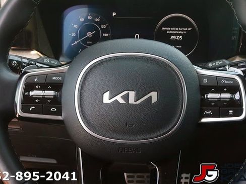 Certified 2023 Kia Sorento SX Prestige AWD/4WD image 21