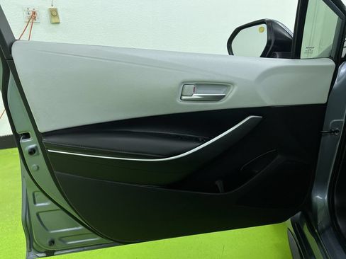 Used 2024 Toyota Corolla SE FWD image 16