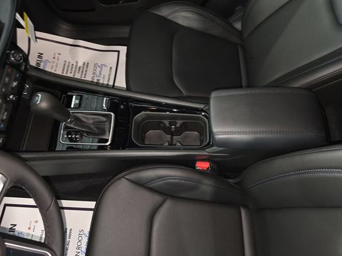 New 2026 Jeep Compass Limited AWD/4WD image 13