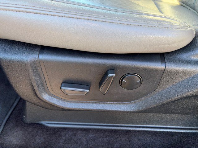 Used 2019 Ford F150 Lariat AWD/4WD image 13