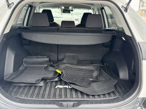 Used 2022 Toyota RAV4 XLE w/ XLE Grade Weather Package image 35
