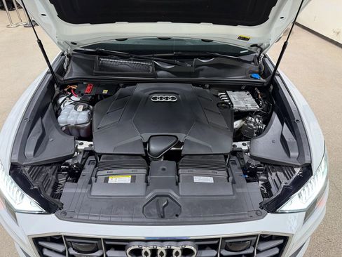Used 2023 Audi Q8 Premium w/ Convenience Package image 57