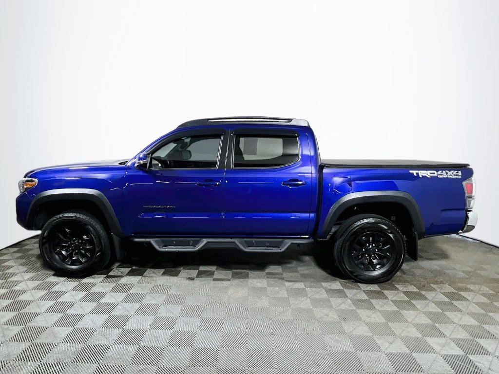 Certified 2023 Toyota Tacoma TRD Off-Road AWD/4WD image 4