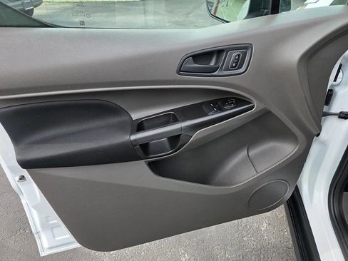 Used 2020 Ford Transit Connect XL image 21